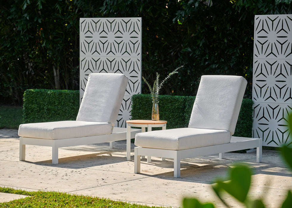 Leeward Three Position Lay-flat Armless Chaise