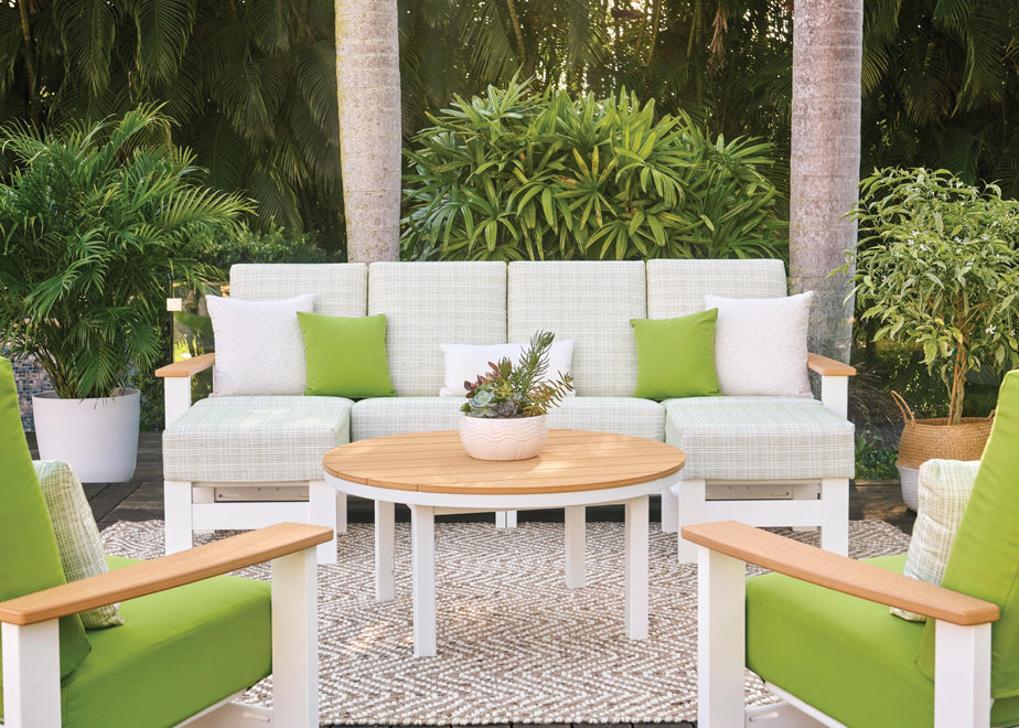 Leeward Swivel Hidden Rocker w/ Rustic Arms