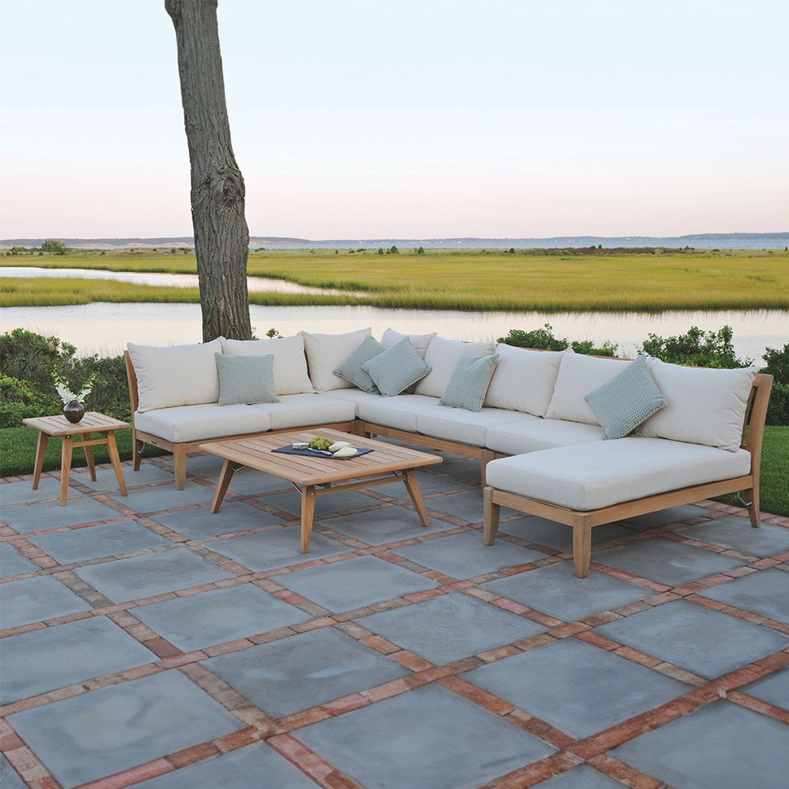 Ipanema Sectional Settee