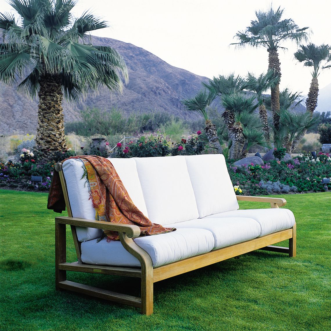 Nantucket Sofa