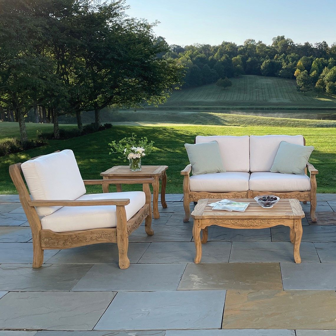 Normandy Settee