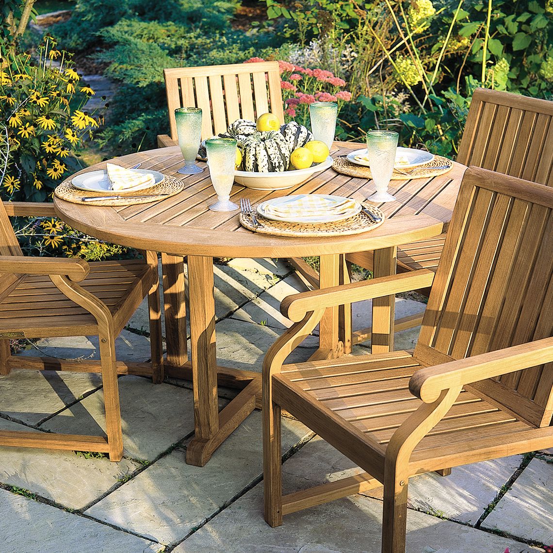 Essex 50" Round Dining Table
