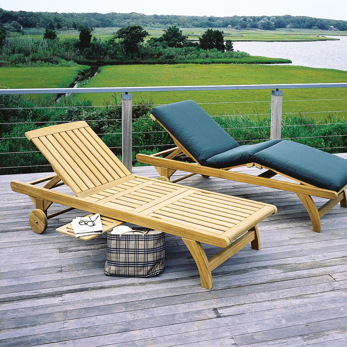 Classic Chaise