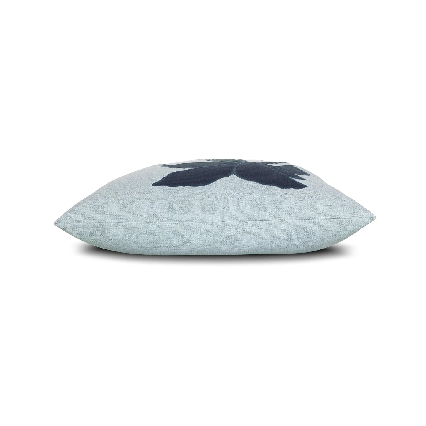 Botanica Lily 22"x22" Toss Pillow
