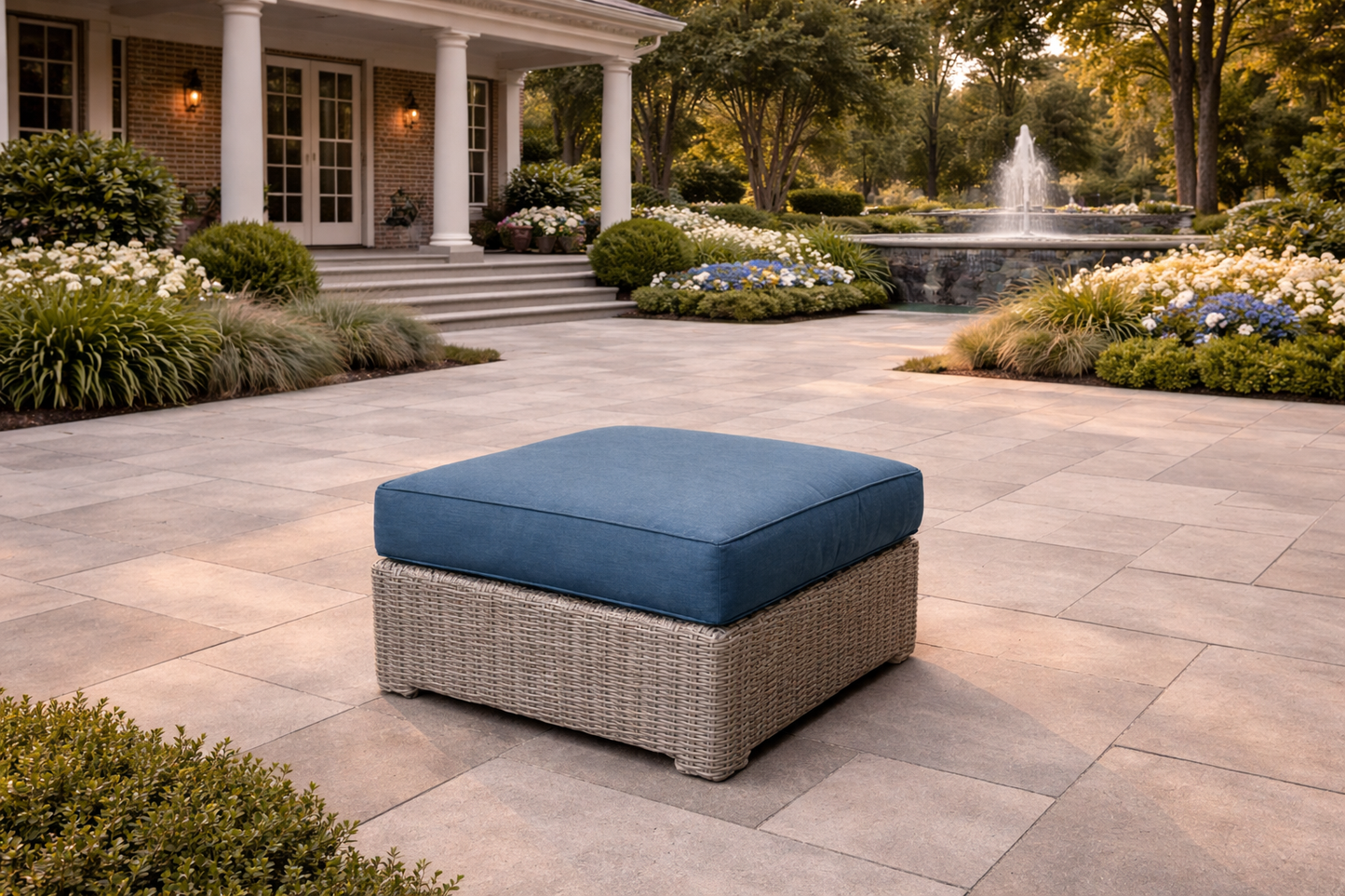 Napa Ottoman (Latte)