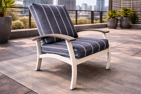 Belle Isle Lounge Chair (Snow/Cape Grey/Equal Ink)