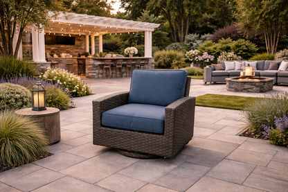 Biscayne Swivel Lounge Chair (Ash)
