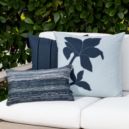 Botanica Lily 22"x22" Toss Pillow