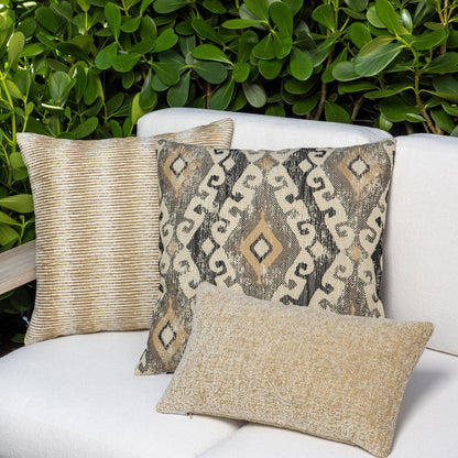 Evolution Honey 22"x22" Toss Pillow