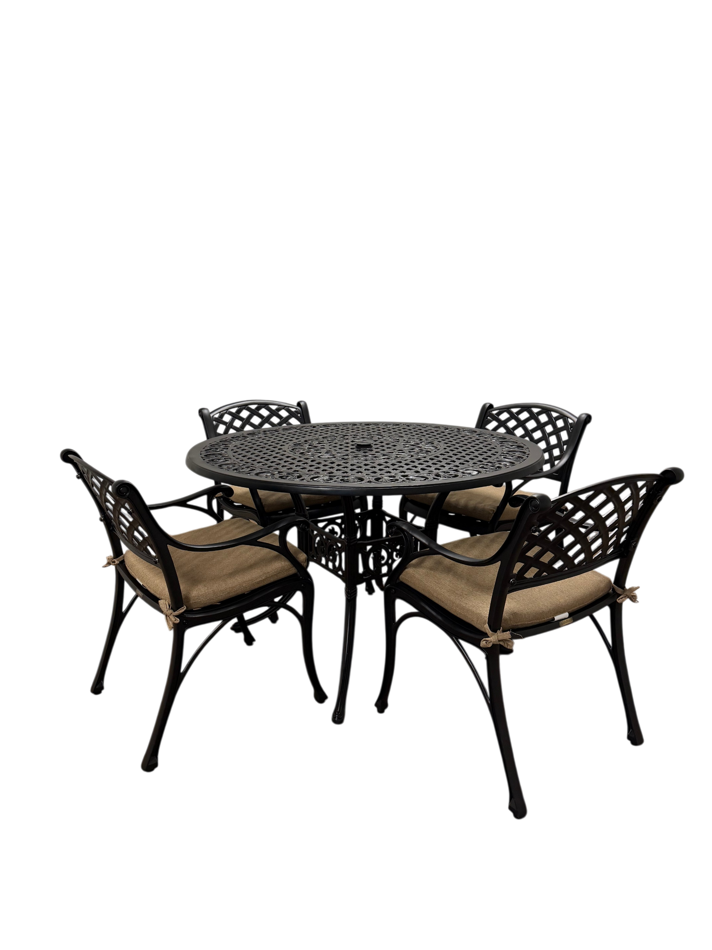 Gensun Michigan Dining Set of 5