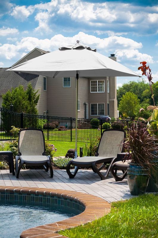 Monterey 7.5' x 7.5' Pulley Lift Square Umbrella