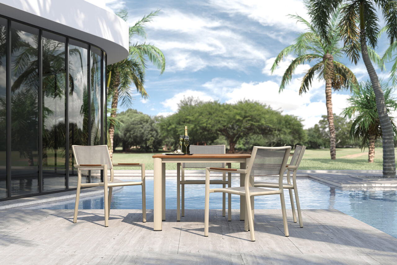 Mesa 40” Square Dining Table