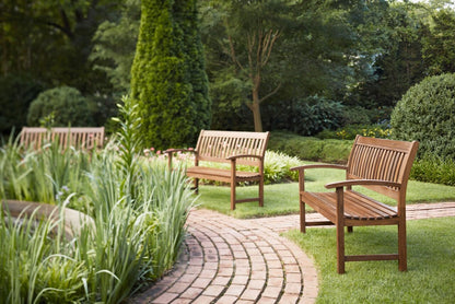 Heritage 55″ Garden Bench with Arms | Classic Ipe