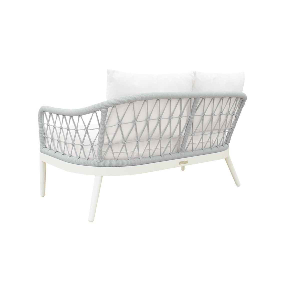 Nevis Settee