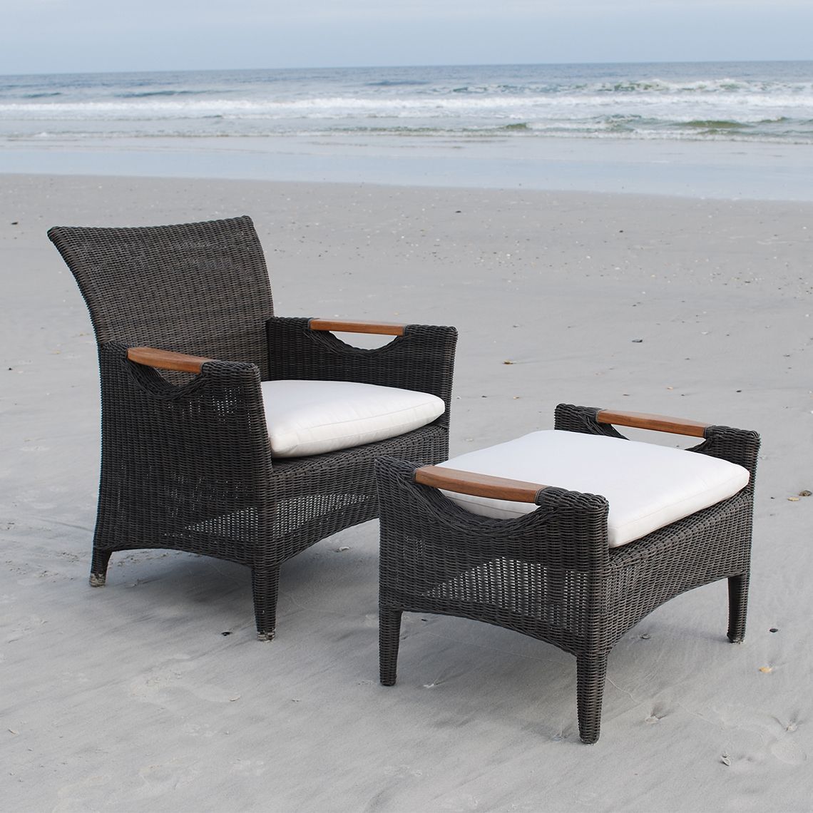 Culebra Club Ottoman