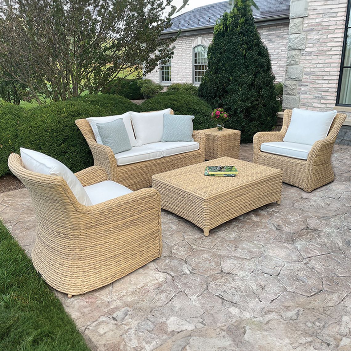Sag Harbor Settee