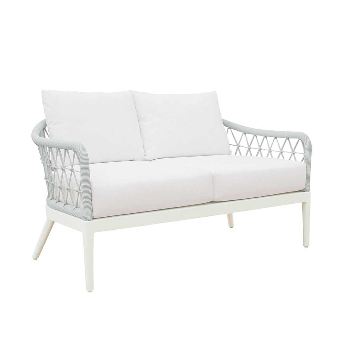 Nevis Settee