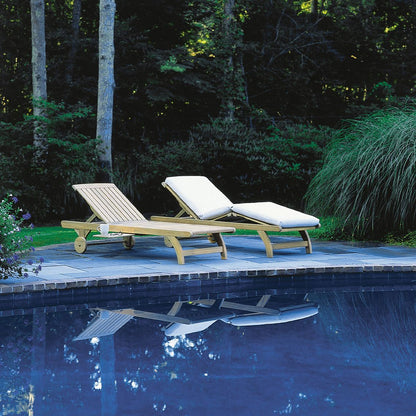 Classic Chaise