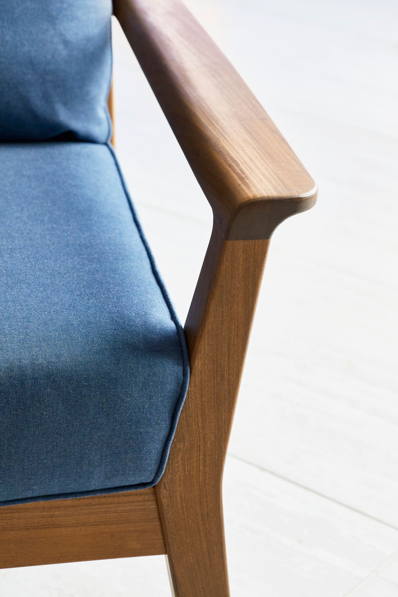 Sky Loveseat