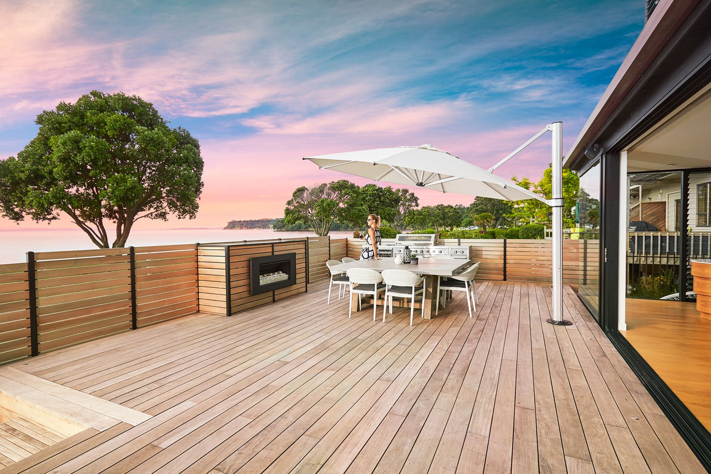 Eclipse 13' Octagon Cantilever